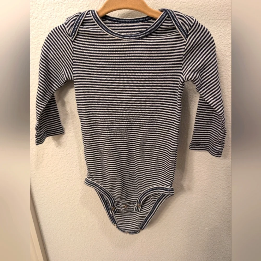 Onesie Set size 3-6 months